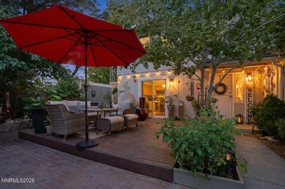 /international/us/7541-young-circle-reno-nv-110110309395/