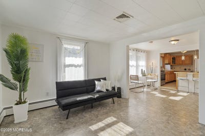 /international/us/29-wilson-avenue-manalapan-nj-110107802446/