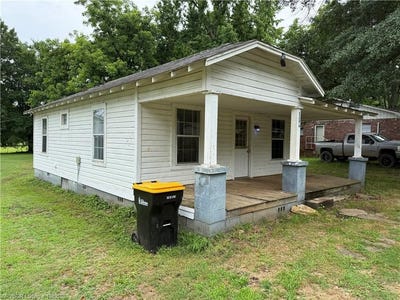 /international/us/500-506-prairie-st-charleston-ar-110108543978/
