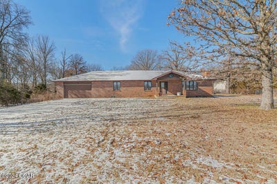 /international/us/1021-chicory-road-rogersville-mo-110089748258/