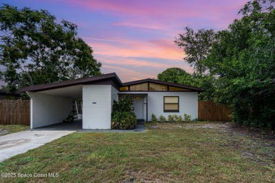 /international/us/2158-laden-road-melbourne-fl-110101363781/