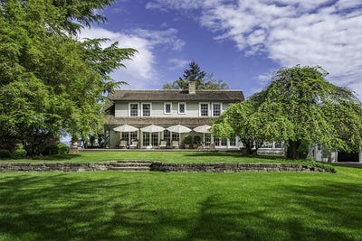 /international/us/1503-e-main-street-medford-or-110106035458/
