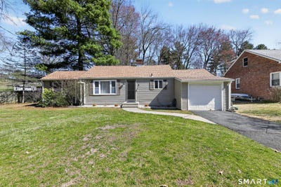 /international/us/1-crescent-beach-drive-enfield-ct-110107209194/