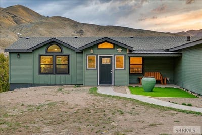/international/us/3021-s-hwy-93-salmon-id-110098647447/