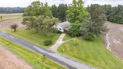 /international/us/33974-irish-lane-brighton-il-110100157025/