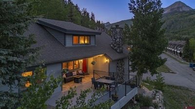 /international/us/102-meadowview-drive-durango-co-110108617553/