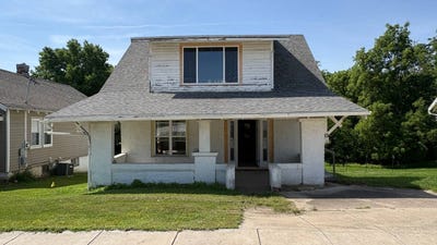 /international/us/1818-main-street-bethany-mo-110108552422/