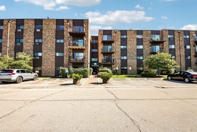 /international/us/8970-n-parkside-avenue-des-plaines-il-110120585319/