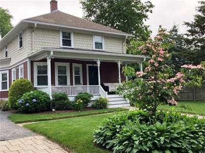 /international/us/40-vine-street-east-greenwich-ri-110100315650/