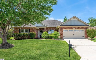 /international/us/407-jewelwood-drive-lyman-sc-110107507197/