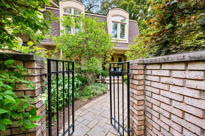 /international/us/1189-glenpointe-court-bloomfield-hills-mi-110119505404/