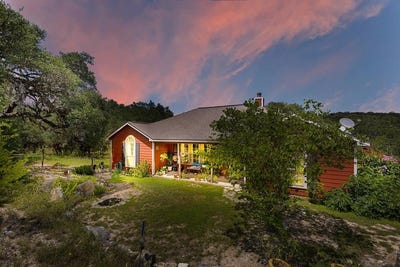 /international/us/126-e-madrone-ridge-comfort-tx-110109273497/