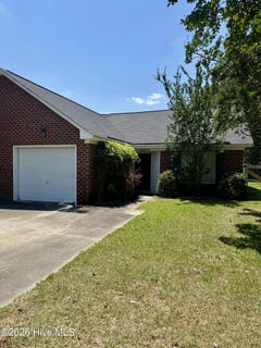 /international/us/2613-richard-drive-greenville-nc-110108152813/