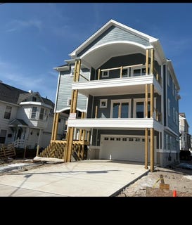 /international/us/301-w-1st-north-wildwood-nj-110097342539/