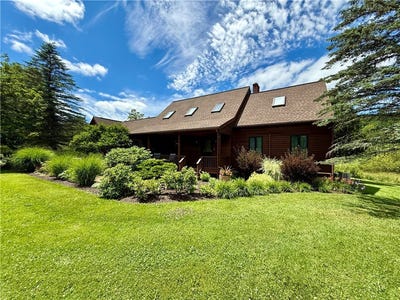 /international/us/3467-county-highway-11-hartwick-ny-110101050380/?lang=en