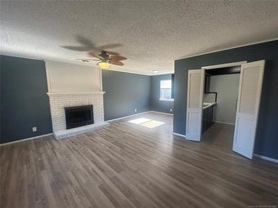 /international/us/4909-s-utica-avenue-tulsa-ok-110107277860/