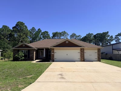 /international/us/8143-verano-street-navarre-fl-110108568863/