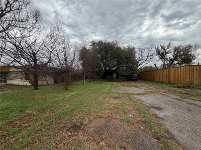 /international/us/2571-valley-view-lane-farmers-branch-tx-110106239384/