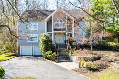 /international/us/9-verity-lane-roslyn-ny-110098911013/