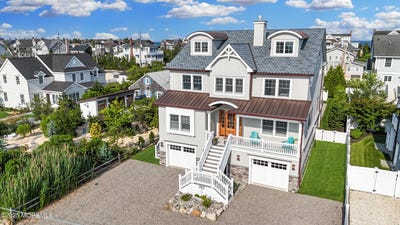 /international/us/915-barnegat-lane-mantoloking-nj-110119641994/