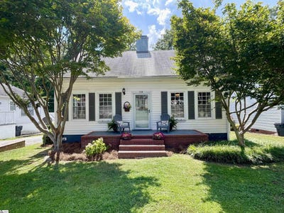 /international/us/108-moreland-avenue-laurens-sc-110101216549/