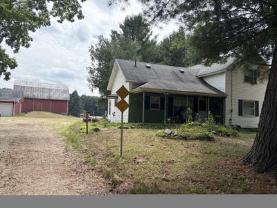 /international/us/22347-5-mile-road-morley-mi-110100776615/
