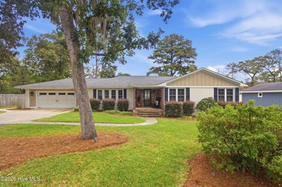 /international/us/602-w-wilson-creek-drive-trent-woods-nc-110120002756/