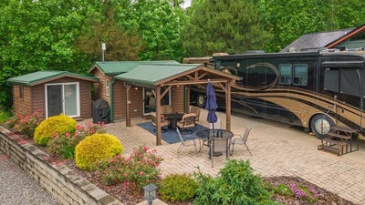 /international/us/172-sunset-view-trl-franklin-nc-110108552533/