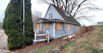 /international/us/9-n-f-street-albia-ia-110104305724/