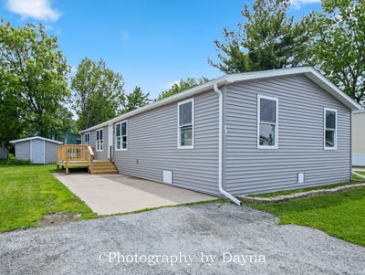 /international/us/33-saint-peters-drive-bourbonnais-il-110108480590/