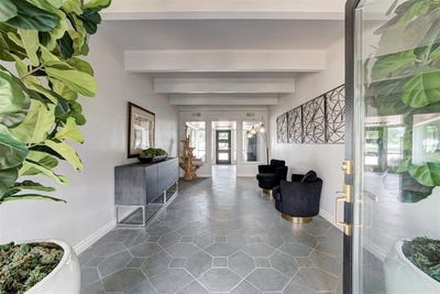 /international/us/1110-sherwood-lane-nichols-hills-ok-110105794739/