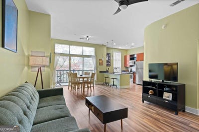 /international/us/2630-talley-st-217-decatur-ga-110106695930/