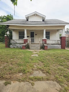 /international/us/421-e-walnut-enid-ok-110108061710/