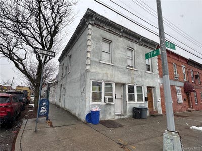 /international/us/5755-58th-street-maspeth-ny-110106127170/