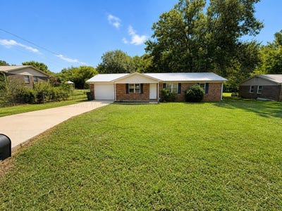 /international/us/899-hancock-dr-scottsboro-al-110119638370/