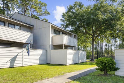 /international/us/208-greencastle-drive-goose-creek-sc-110108075018/