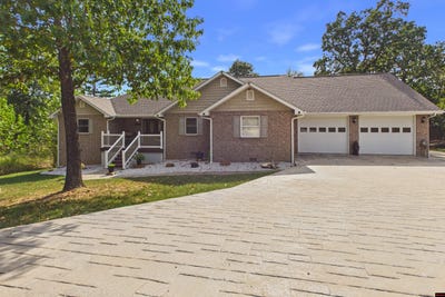 /international/us/2307-cr-56-mountain-home-ar-110120040512/