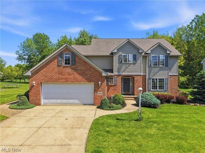 /international/us/1295-shady-lakes-drive-kent-oh-110108167347/