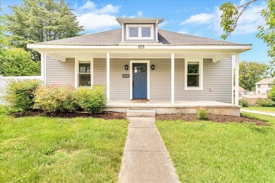 /international/us/323-n-blair-st-vinton-va-110100220645/