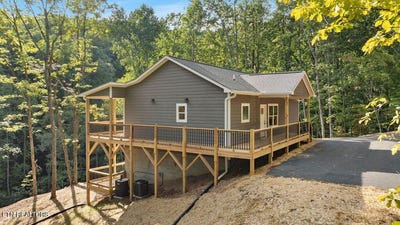 /international/us/1334-estates-drive-seymour-tn-110119958219/
