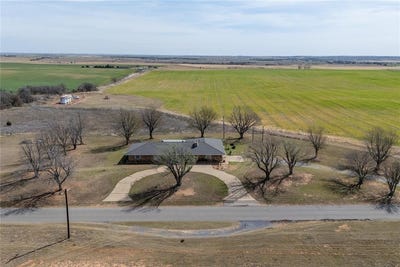 /international/us/18115-n-county-road-2530-lookeba-ok-110106590602/