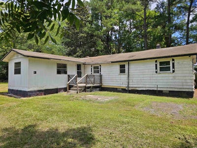 /international/us/90-oak-tree-st-hallsboro-nc-110119583886/