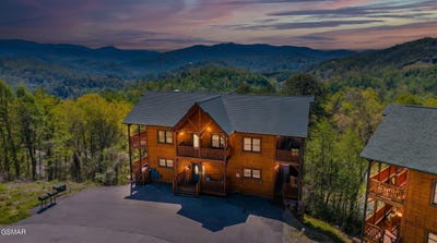 /international/us/782-park-vista-way-gatlinburg-tn-110107393662/