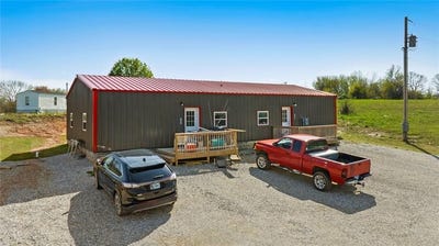 /international/us/7693-7695-blockade-village-seligman-mo-110098955536/