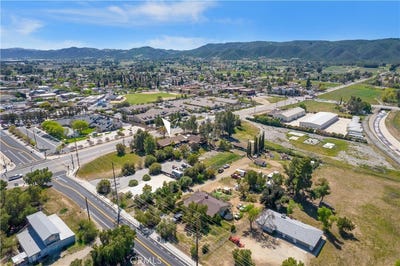 /international/us/24585-adams-avenue-murrieta-ca-110101536447/