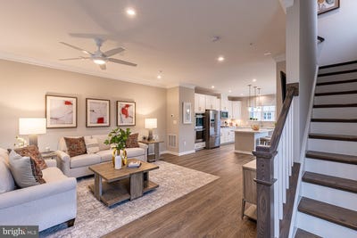 /international/us/1802-john-stricker-avenue-baltimore-md-110100619287/?lang=pt