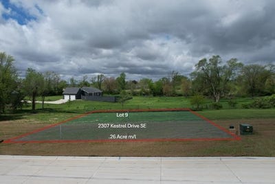 /international/us/2307-kestrel-dr-se-cedarrapids-ia-110098596185/