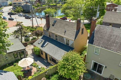 /international/us/333-marcy-street-portsmouth-nh-110099849491/