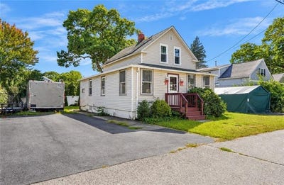 /international/us/70-northup-street-warwick-ri-110110307962/