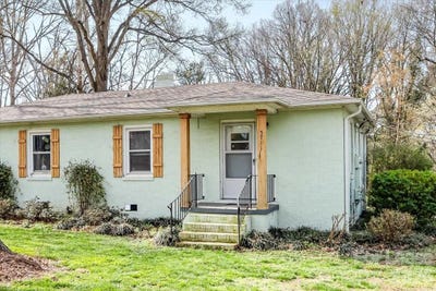 /international/us/5711-oak-drive-charlotte-nc-110107518794/